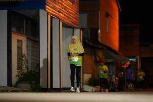 BIB: 30112
                            <button type="button" onclick="openModal(21743144)" class="btn btn-primary btn-sm float-right btn-popup" data-toggle="modal" data-target=".modal-high-quality">
                        <i class="fas fa-shopping-cart"></i> Add to Cart
                    </button>
                                            <button type="button" onclick="isThisMe(21743144, true)" class="btn btn-success btn-sm float-right btn-popup btn-isme hidden" data-toggle="tooltip" data-placement="bottom" title="นี่คือรูปของคุณใช่ไหม คลิกที่นี่เพื่อเอาเข้าอัลบั้ม">
                        <i class="fas fa-plus"></i> Add to album
                    </button>
                    <button type="button" onclick="isThisMe(21743144, false)" class="btn btn-warning btn-sm float-right btn-popup btn-isnotme hidden">
                        <i class="fas fa-ban"></i> Remove from album
                    </button>